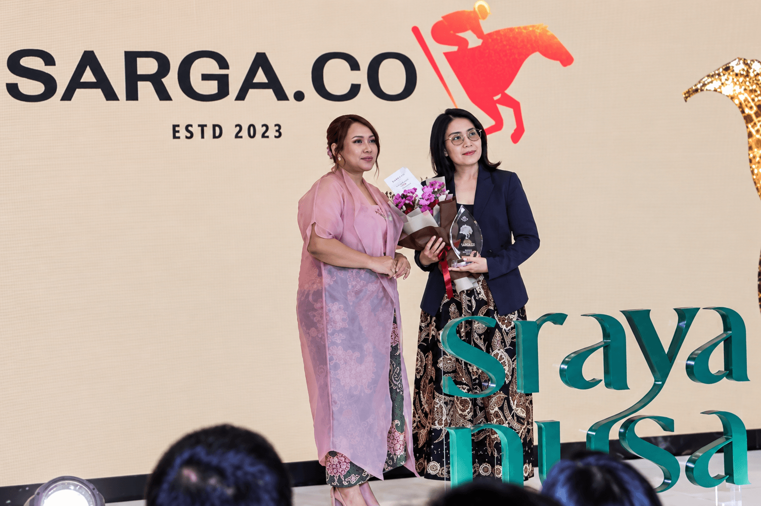 SARGA.CO receiving the Sraya Recognition for social impact